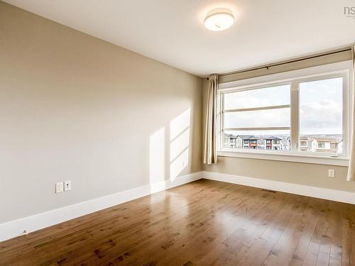 66 Hadley Crescent, Halifax, NS 