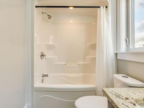 66 Hadley Crescent, Halifax, NS 