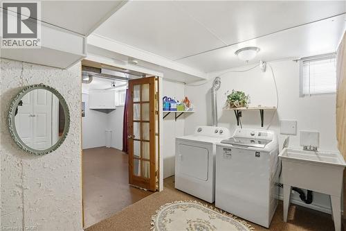 363 Limeridge Road E, Hamilton, ON - Indoor Photo Showing Laundry Room