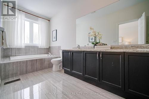 71 Titan Trail, Markham, ON - Indoor Photo Showing Bathroom