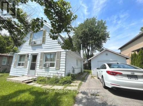 56 SYLVAN CRESCENT  Richmond Hill, ON L4E 3A1