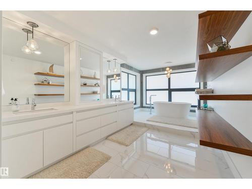 9213 97 St Nw, Edmonton, AB 