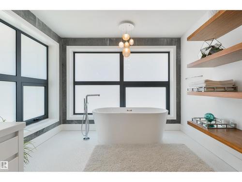 9213 97 St Nw, Edmonton, AB 