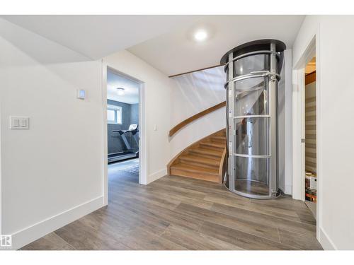 9213 97 St Nw, Edmonton, AB 