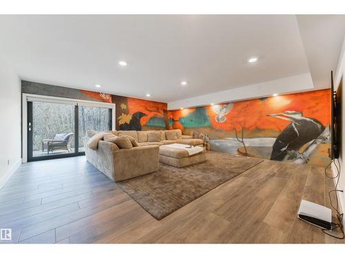 9213 97 St Nw, Edmonton, AB 