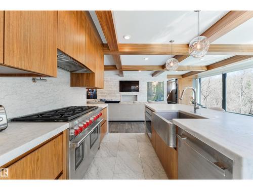 9213 97 St Nw, Edmonton, AB 