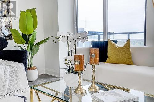 2208 - 18 Water Walk Drive, Markham, ON - Indoor Photo Showing Other Room