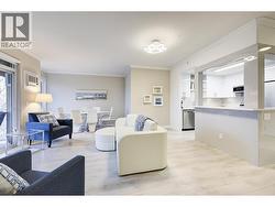 Open concept living - 