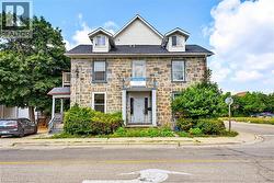 70A AINSLIE Street S  Cambridge, ON N1R 3K5