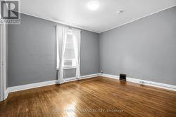 2 - 122 CENTRE STREET  St. Thomas, ON N5R 2Z9