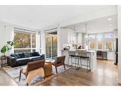 116 2238 WHATCOM ROAD  Abbotsford, BC V3G 0E6