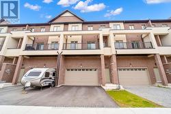 16 ALAN WILLIAMS TRAIL  Uxbridge, ON L9P 0R5