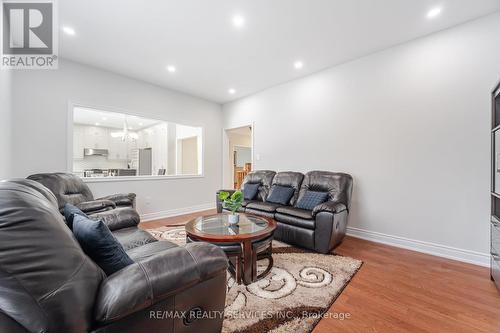 4 Runnymede Crescent, Brampton, ON - Indoor Photo Showing Living Room