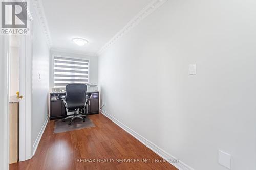 4 Runnymede Crescent, Brampton, ON - Indoor