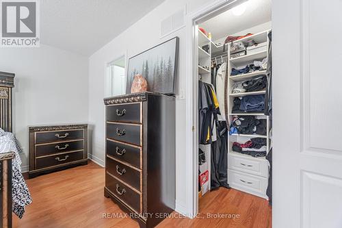 4 Runnymede Crescent, Brampton, ON - Indoor