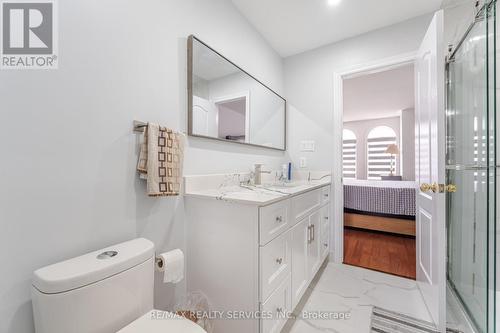 4 Runnymede Crescent, Brampton, ON - Indoor Photo Showing Bathroom