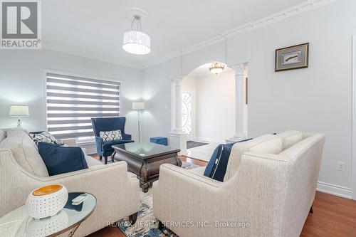 4 Runnymede Crescent, Brampton, ON - Indoor