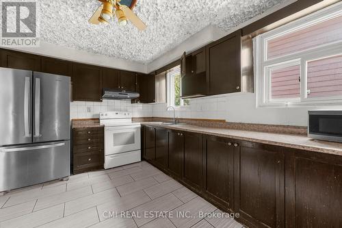 50 Apache Trail, Toronto, ON - Indoor Photo Showing Kitchen