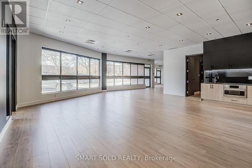 3,4 - 155 West Beaver Creek Road, Richmond Hill, ON 