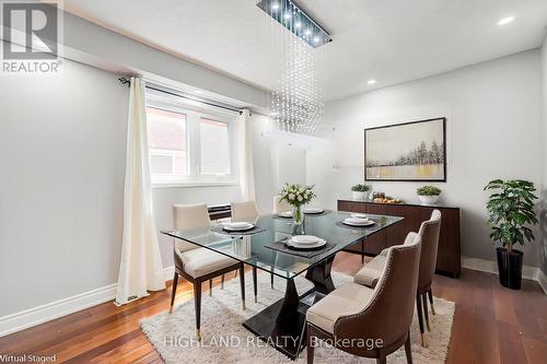 4781 Crystal Rose Drive, Mississauga, ON - Indoor Photo Showing Dining Room