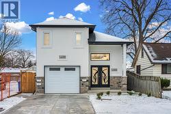 659 ALEXANDRINE  Windsor, ON N8X 3C1