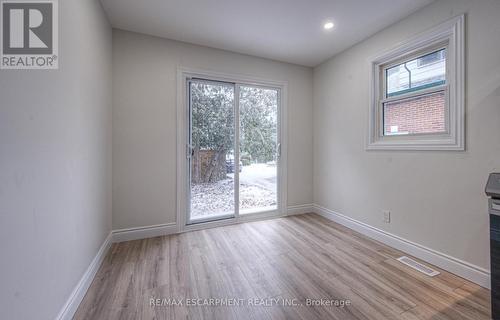 eat-in kitchen - 30 Young Street W, Waterloo, ON - Indoor Photo Showing Other Room