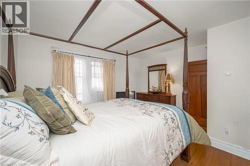 1088 King Street E, Hamilton, ON - Indoor Photo Showing Bedroom