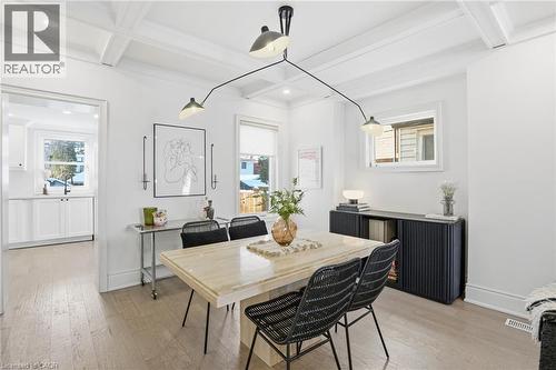 110 Kensington Avenue S, Hamilton, ON - Indoor Photo Showing Dining Room