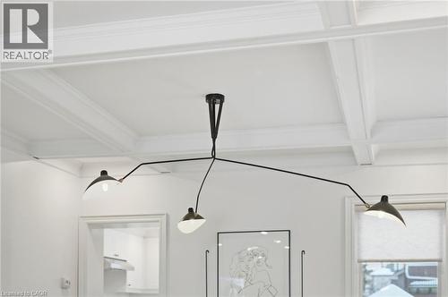 110 Kensington Avenue S, Hamilton, ON - Indoor