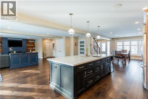569 Rosseau Road, Hamilton, ON - Indoor Photo Showing Kitchen With Upgraded Kitchen