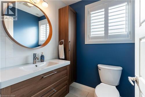 powder room on the main floor - 569 Rosseau Road, Hamilton, ON - Indoor Photo Showing Bathroom
