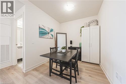 385 Winston Road Unit# 1710, Grimsby, ON - Indoor Photo Showing Dining Room