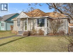 622 Bay Avenue  Kelowna, BC V1Y 7J9