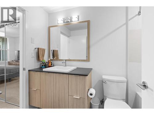 1800 Richter Street Unit# Ph3, Kelowna, BC - Indoor Photo Showing Bathroom