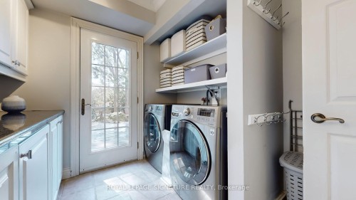 4086 Summit Court, Mississauga, ON - Indoor Photo Showing Laundry Room