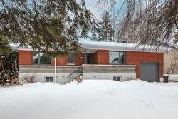 124 Rue Greenfield  Longueuil (Greenfield Park), QC J4V 2J5