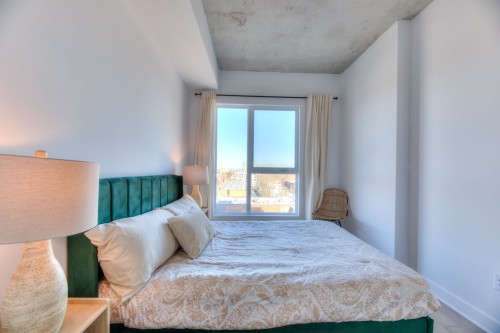 Bedroom - 809-1971 Rue Du Havre, Montréal (Ville-Marie), QC - Indoor Photo Showing Bedroom