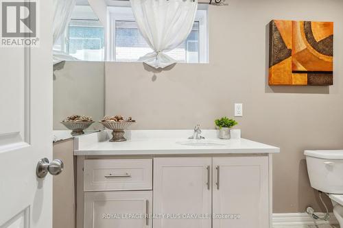 71 Locheed Drive, Hamilton, ON - Indoor Photo Showing Bathroom