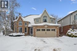 2 OAKRIDGE Crescent  Guelph, ON N1L 1J1