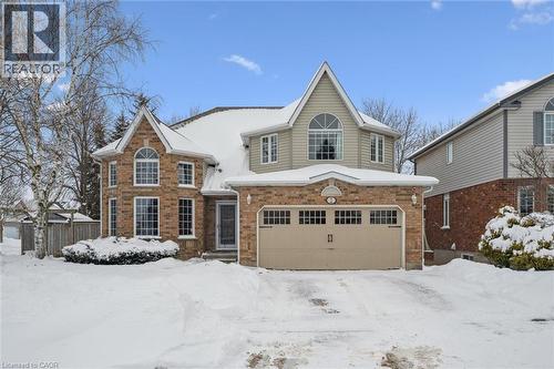 2 OAKRIDGE Crescent  Guelph, ON N1L 1J1