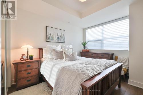 332 - 1575 Lakeshore Road W, Mississauga, ON - Indoor Photo Showing Bedroom