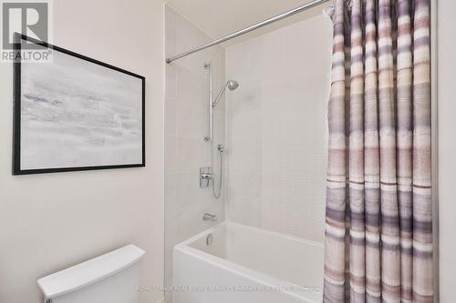 332 - 1575 Lakeshore Road W, Mississauga, ON - Indoor Photo Showing Bathroom
