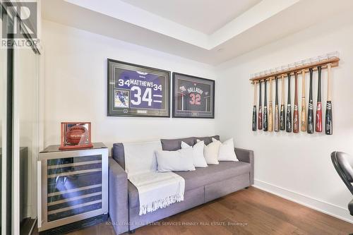 332 - 1575 Lakeshore Road W, Mississauga, ON - Indoor