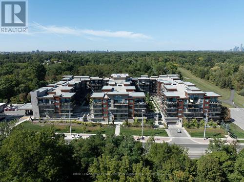 332 - 1575 Lakeshore Road W, Mississauga, ON - Outdoor With View