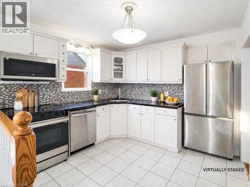 773 Queensdale Avenue E, Hamilton, ON - Indoor Photo Showing Kitchen With Upgraded Kitchen