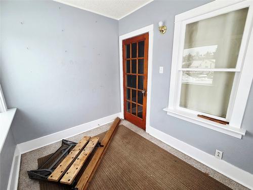 370 Leadenhall Street, Kimberley, BC - Indoor Photo Showing Other Room