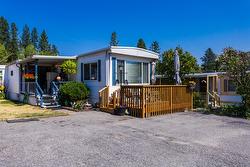 13-6711 97 Highway  Peachland, BC V0H 1X9