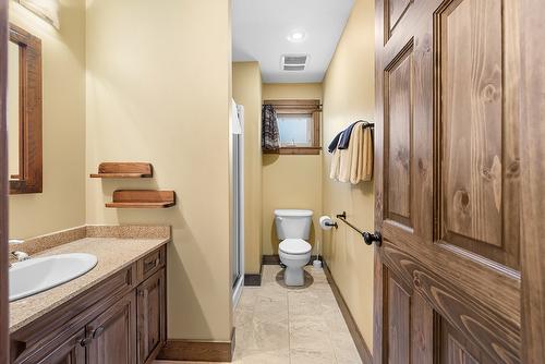 M1-A-1351 Gerry Sorensen Way, Kimberley, BC - Indoor Photo Showing Bathroom