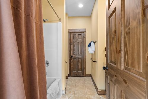 M1-A-1351 Gerry Sorensen Way, Kimberley, BC - Indoor Photo Showing Other Room