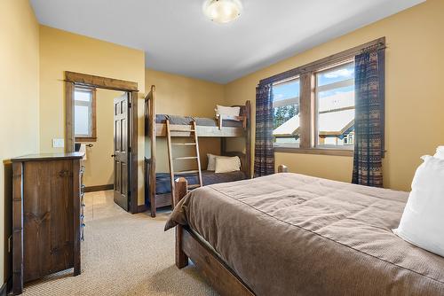 M1-A-1351 Gerry Sorensen Way, Kimberley, BC - Indoor Photo Showing Bedroom